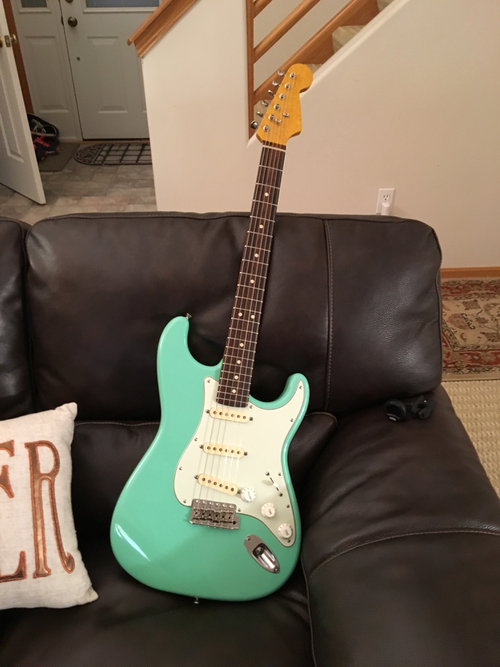 Finished 60's Strat - Sounds as good as it looks!